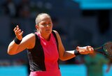 J.Ostapenko Madride pralaimėjo nervingą mačą, krito ir C.Gauff su M.Sakkari