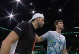 Kandidatų į „ATP Finals“ turnyrą lieka vis mažiau: H.Hurkaczas neatsilaikė prieš G.Dimitrovą