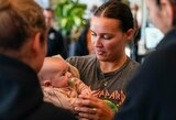 Į rinktinę su vaikeliu ant rankų atvykusi Kamilė Nacickaitė: „Sportavau intensyviai ir jaučiuosi gerai“