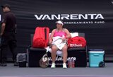P.Badosa dėl ligos nebaigė mačo Meksikoje ir liko už „WTA Finals“ borto, J.Ostapenko išsaugojo teorines viltis
