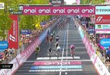 „Giro d‘Italia“ 17-ąjį etapą po fotofinišo laimėjo A.Dainese