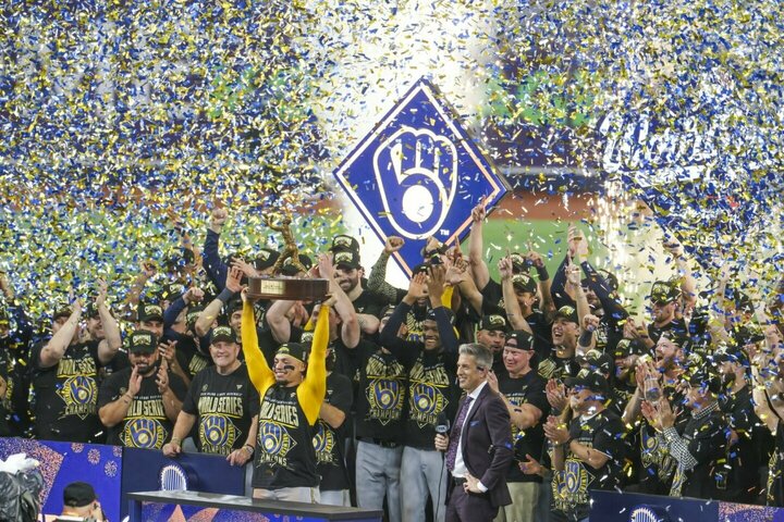 57 metus laukė titulo: vos 19-i pagal biudžetą „Brewers“ šventė istorinę pergalę MLB finale