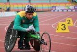 Maratonininkas su vežimėliu: negalios nubrėžtas galimybių ribas perstumdo savo valia ir užsispyrimu