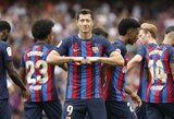 R.Lewandowskis pelnė dublį, o „Barcelona“ sutriuškino „Elche“ futbolininkus