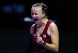 „WTA Finals“ turės naują nugalėtoją: netikėta B.Krejčikovos pergalė paliko už borto I.Swiatek