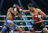 46-erių Manny Pacquiao žavėjo sirgalius, bet rezultatas buvo nušvilptas – teisėjai matė lygiąsias su Mario Barriosu