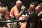Fury privertė Wacho trenerius kapituliuoti ir po kovos gavo dar neregėtą diržą
