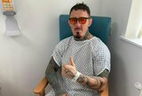 Aspinallas atsisakė UFC sunkiasvorių čempiono diržo: „Esu visiškai sugniuždytas“