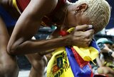Per plauką nuo sensacijos: finalo viduryje vos neiškritusi pasaulio rekordininkė atėmė auksą iš ukrainietės