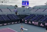 „WTA Finals“ turnyre – 4 iš eilės C.Gauff dvigubos klaidos per vieną geimą ir 10 žiūrovų dvejetų mače
