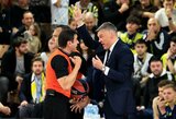 Labai ribotai žaidęs D.Motiejūnas stebėjo komandos pergalę prieš „Fenerbahce“ klubą