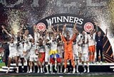 Baudinių serijos metu triumfavęs „Eintracht“ po 42 metų pertraukos iškovojo Europos lygos titulą