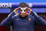 UEFA atstovai po treniruotės laukė K.Mbappe: su tokia kauke žaisti neleis