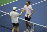 Zverevas užtikrintai žengė į „US Open“ pusfinalį, Chačanovas ten pateko po Blockxo pasitraukimo