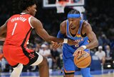 NBA čempionai sezoną pradėjo pergale po dviejų pratęsimų