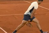 Metų smūgis? C.Alcarazas pakėlė ant kojų „Roland Garros“ žiūrovus