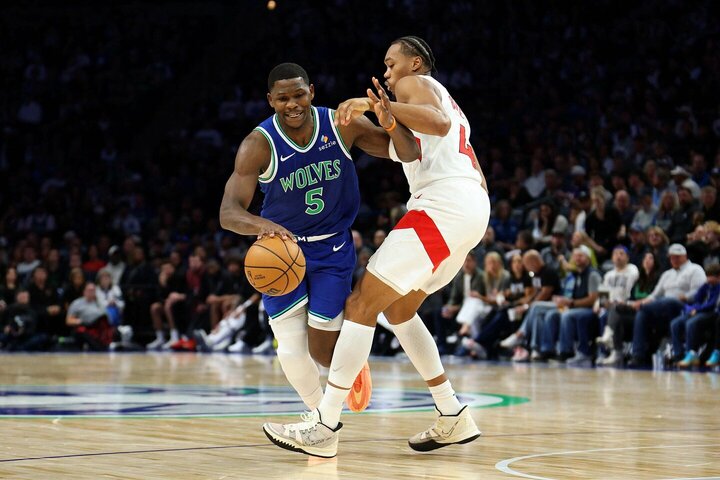 „Timberwolves“ sulaukė skaudaus smūgio: Edwardsas iškrito iki dviejų mėnesių