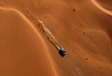 „Tai – nesuvokiama“: Carlosas Sainzas atskleidė, kiek padangų pramušė „Ford“ automobiliai ir kodėl antrasis greičio ruožas jį išmušė iš vėžių