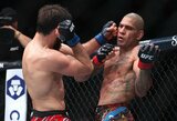 Kojų smūgiais pasikliovęs A.Pereira prarado UFC čempiono diržą
