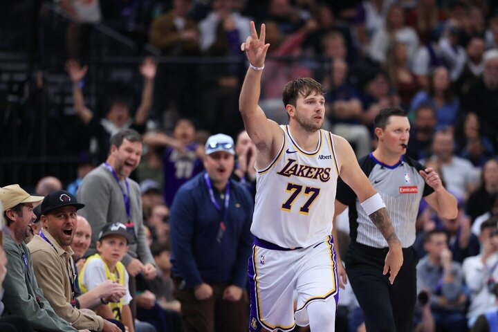 Dončičius surengė 52 taškų šou ir atvedė „Lakers“ į pergalę