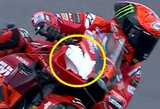 Malaizijoje – A.Marquezo pergalė ir šiukšlė ant F.Bagnaios motociklo