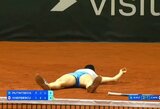 Apmaudžiau nebūna: 218-ą mačo minutę – neįtikėtina teniso žvaigždės klaida