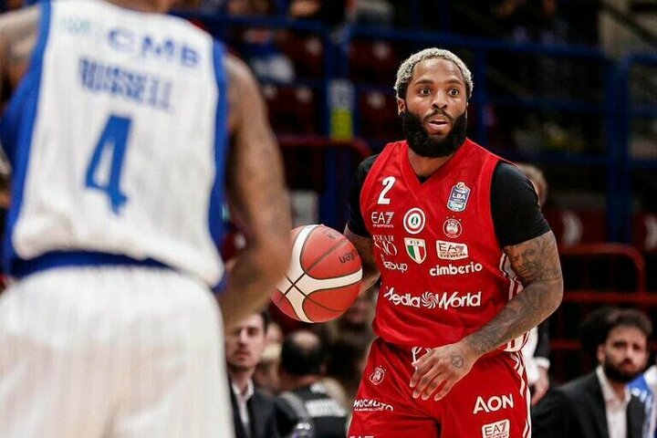 Italijos čempionate – triuškinanti „AX Armani“ komandos pergalė