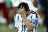 Messi su visais komandos draugais ignoravo žurnalistus: po pralaimėto finalo Argentinos rinktinė tylėdama paliko stadioną