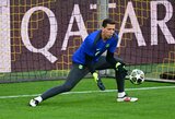 Wojciechas Szczesny atviras atsarginio vartininko vaidmeniui „Barcelonoje“