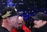 Derybos nuėjo perniek: O.Usyko ir T.Fury kova kitą mėnesį – atšaukta