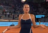 „Ji niekada nebus apdovanota už sportiškumą“: Kostiuk įgėlė Sabalenkai, žymus žurnalistas stojo į ukrainietės pusę