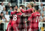 2 įvarčių pranašumą prieš dešimtyje žaisti likusį „Newcastle Utd“ iššvaisčiusiam „Liverpool“ pergalę padovanojo įvartį pelnęs 16-metis