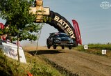 Pirmoji „Rokiškio Grand Rally“ diena: lyderiais tapo Deividas Gezevičius su Evaldu Kvederiu