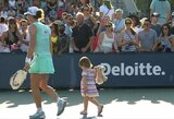 „US Open“: po S.Stosur ir M.Ebdeno pergalės – sirgalių širdis sušildęs australės dukrelės pasirodymas