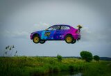 Vaikystės svajonė virto įspūdingu rekordu: R.Šeinauskas automobiliu peršoko upę