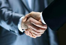 Rankų paspaudimas | Organizatorių nuotr.