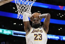 „Lakers“ nutraukė net 11 pralaimėjimų seriją prieš „Nuggets“ ir pratęsė Vakarų konferencijos ketvirtfinalio seriją