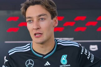 George'as Russellas | „Stop“ kadras