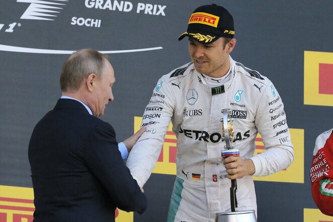Nico Rosbergas ir Vladimiras Putinas | Scanpix nuotr.