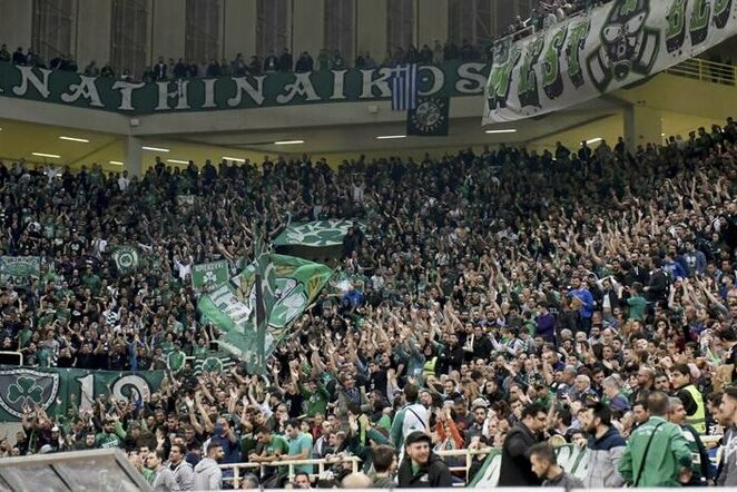 Atėnų Panathinaikos aistruoliai | „Twitter“ nuotr.