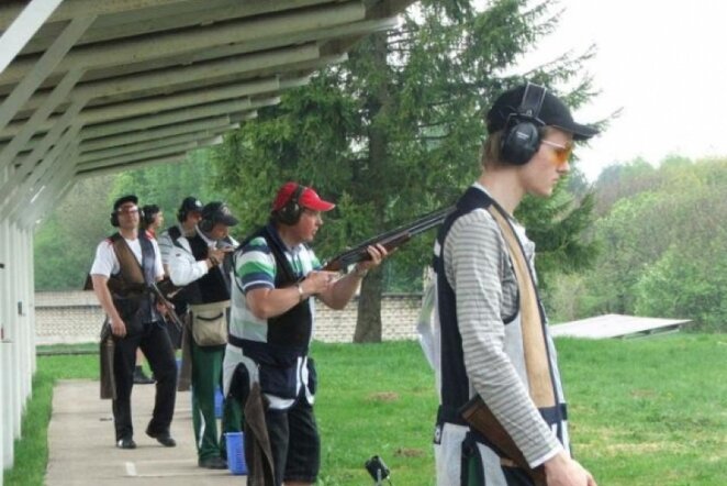Šaudymas į skrendančius taikinius | shooting.lt nuotr.