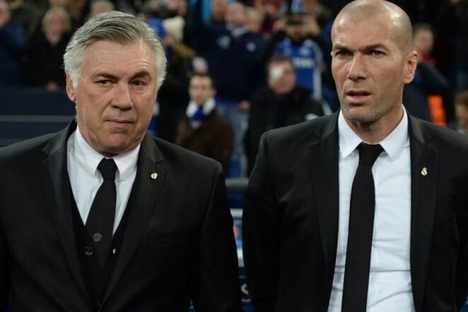 Carlo Ancelotti ir Zinedine'as Zidane'as | AFP/Scanpix nuotr.