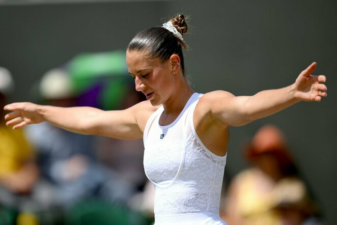 Marta Kostiuk prieš Ashlyn Krueger | EPA / DANIEL HAMBURY nuotr.