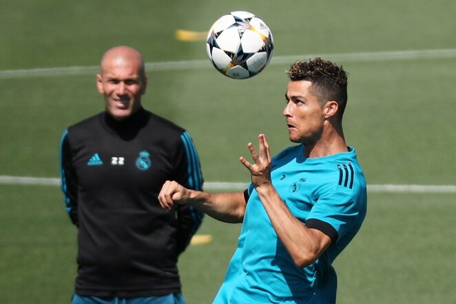 Zinedine'as Zidane'as ir Cristiano Ronaldo | Scanpix nuotr.