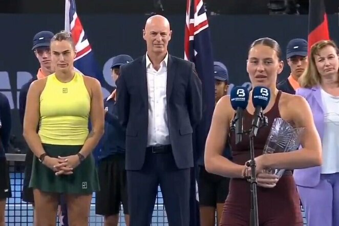 Aryna Sabalenka ir Marta Kostiuk | „Stop“ kadras