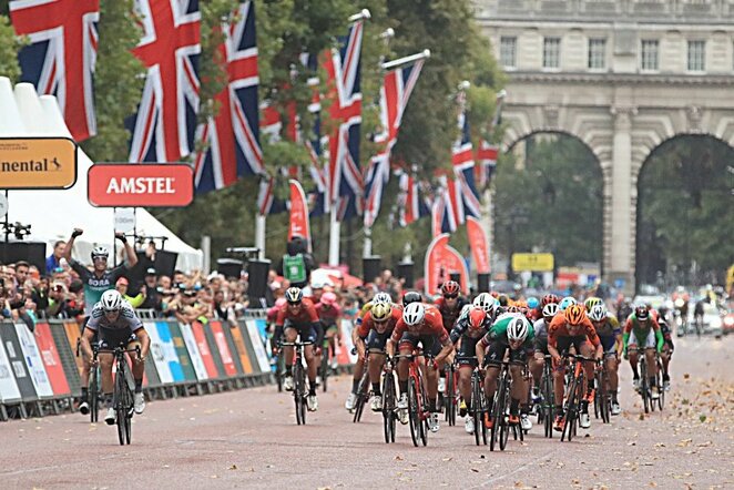 „Prudential RideLondon – Surrey Classic“ finišas | Scanpix nuotr.