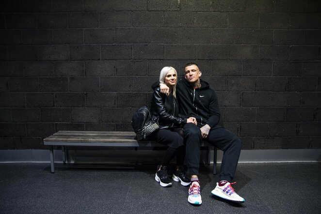 Arnoldas Misiūnas su sužadėtine Inga l Manto Stankevičiaus nuotr.