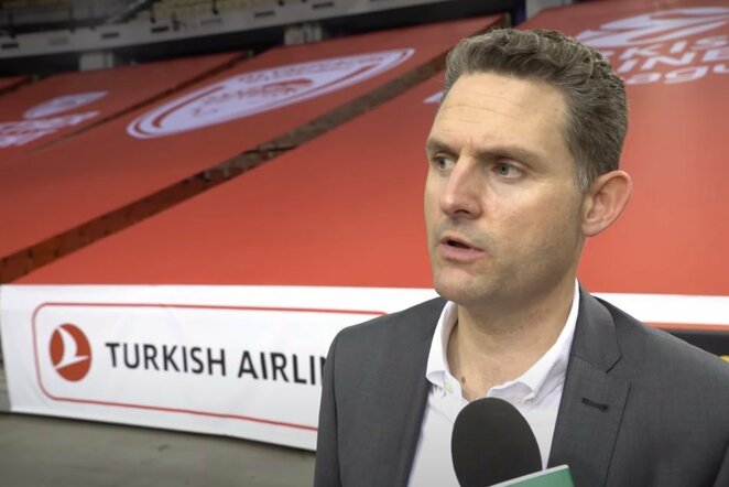 Martinas Schilleris | „Stop“ kadras