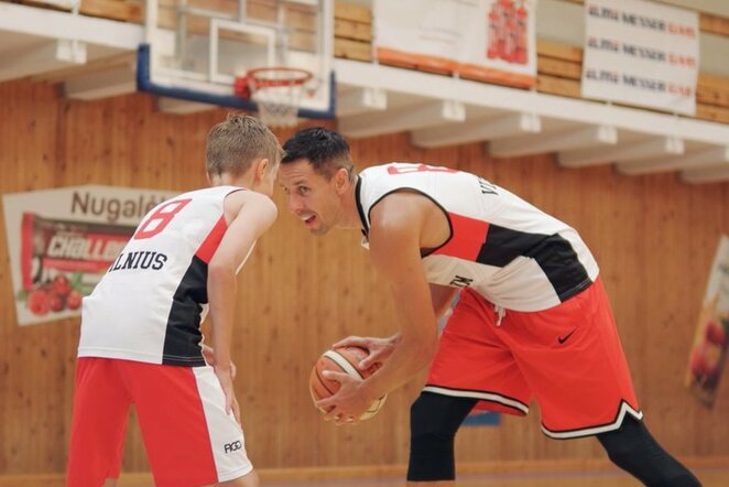 Mindaugas Lukauskis su sūnumi | Sauliaus Čirbos nuotr.