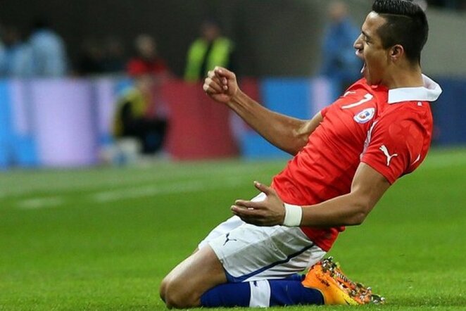 Alexiso Sanchezo įvarčiai lėmė Čilės pergalę | AP/Scanpix nuotr. 